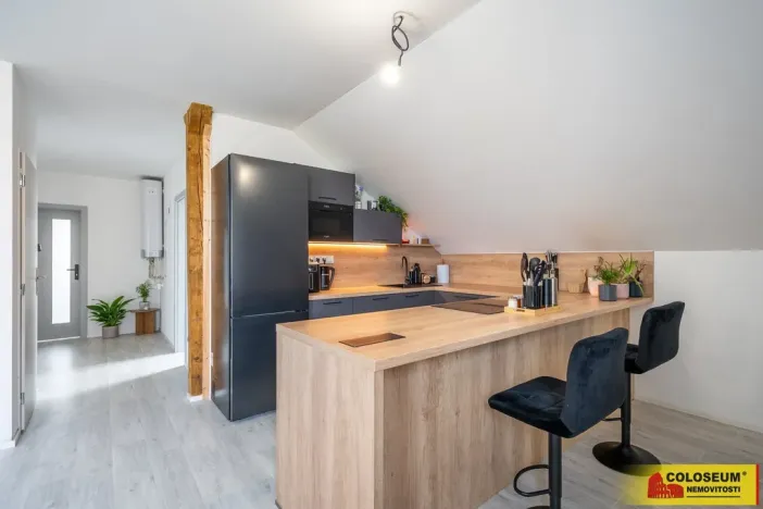 Prodej bytu 3+kk, Hrádek, 107 m2