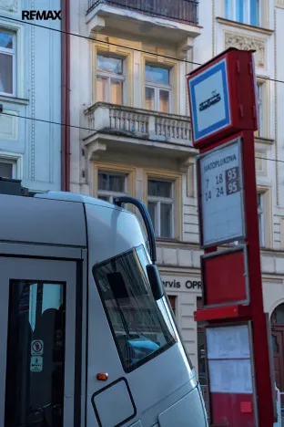 Pronájem bytu 2+kk, Praha - Nusle, Jaromírova, 46 m2