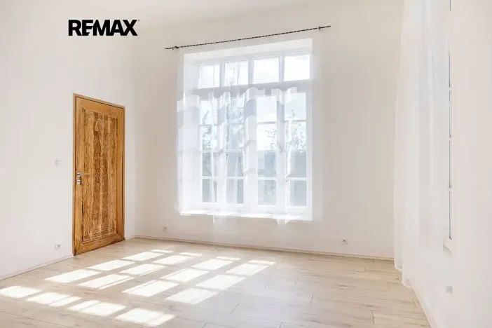 Prodej bytu 1+kk, Vráž, Nad Loděnicí, 28 m2