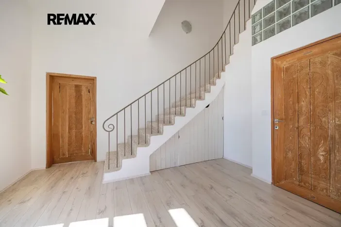 Prodej bytu 1+kk, Vráž, Nad Loděnicí, 28 m2