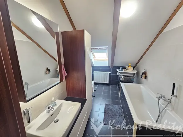 Prodej bytu 4+kk, Praha - Šeberov, K Šeberovu, 135 m2