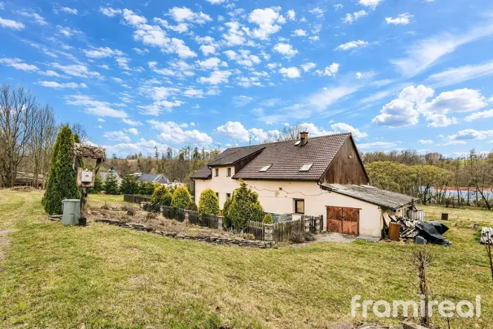 Prodej rodinného domu, Lomnice - Tylov, 180 m2