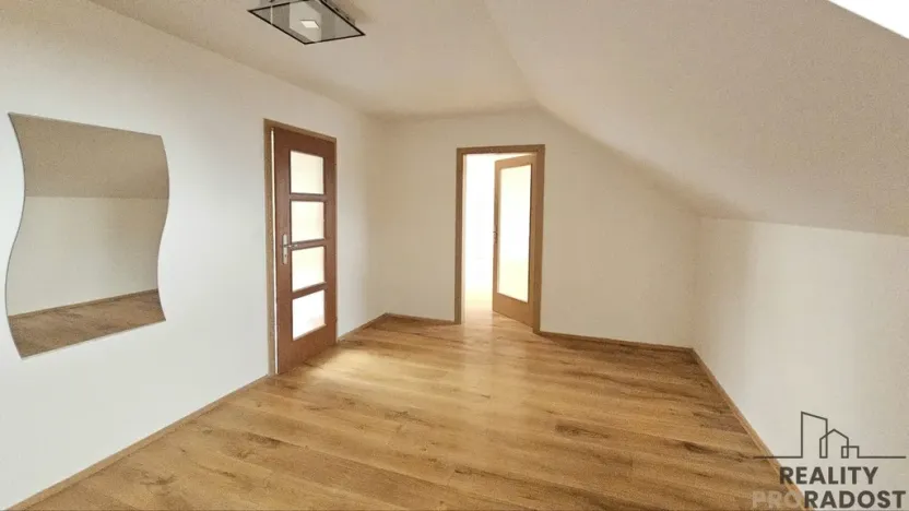 Pronájem bytu 2+1, Třebotov, Hlavní, 80 m2