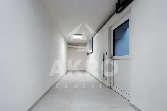 Prodej bytu 4+kk, Praha - Klánovice, Holekova, 158 m2