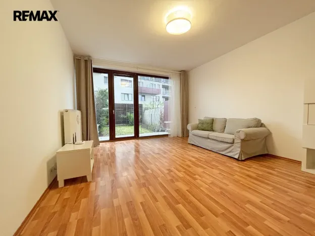 Pronájem bytu 1+kk, Praha - Záběhlice, Na Slatince, 39 m2