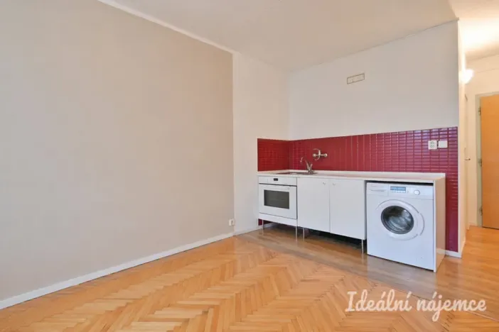 Pronájem bytu 1+kk, Brno, Opálkova, 26 m2