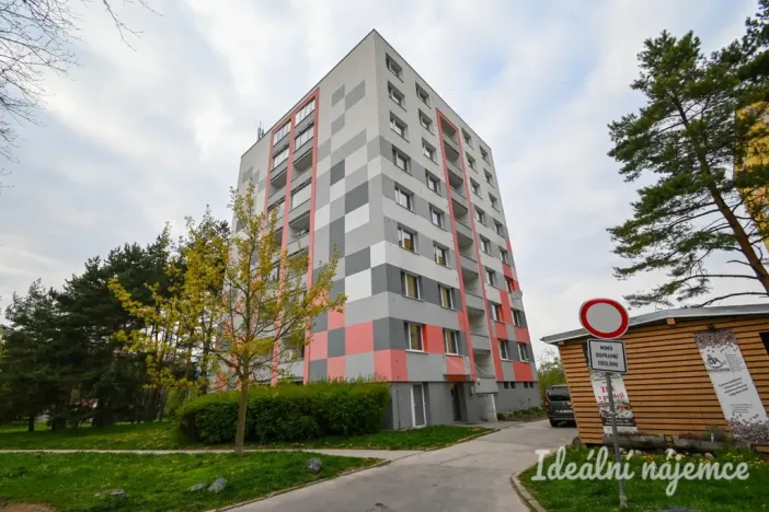 Pronájem bytu 1+kk, Brno, Opálkova, 26 m2