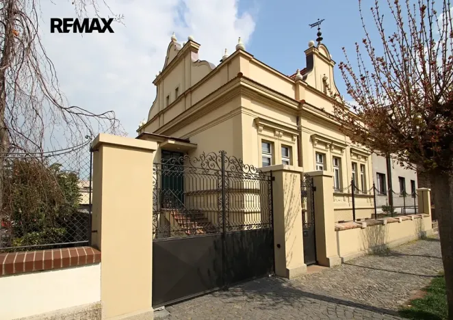 Pronájem bytu 2+kk, Kolín, Heverova, 52 m2