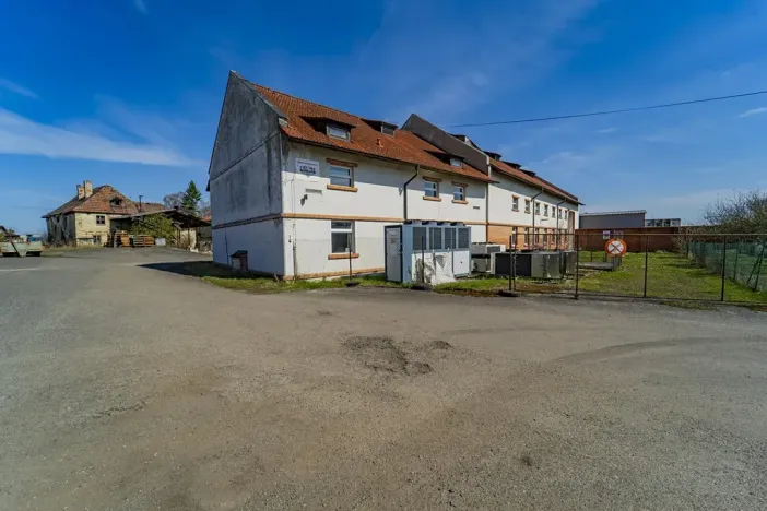 Prodej výrobních prostor, Bezno, Nemyslovická, 861 m2