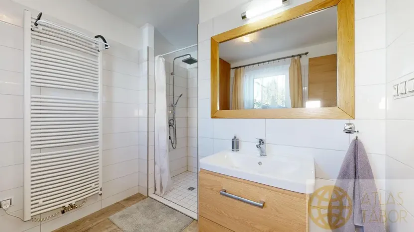 Prodej rodinného domu, Opařany, 169 m2