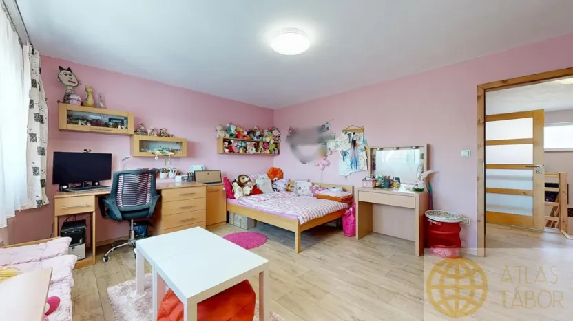 Prodej rodinného domu, Opařany, 169 m2