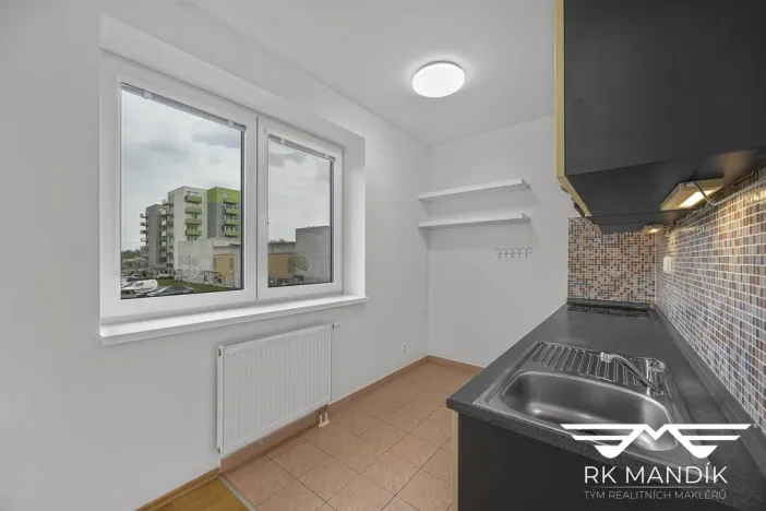 Prodej bytu 1+kk, Praha - Horní Měcholupy, Boloňská, 37 m2