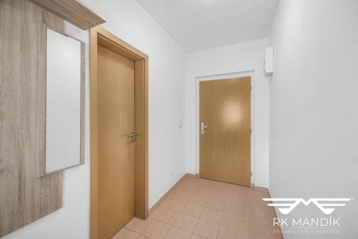 Prodej bytu 1+kk, Praha - Horní Měcholupy, Boloňská, 37 m2