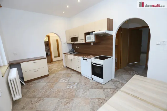 Pronájem bytu 3+1, Karlovy Vary - Drahovice, Stará Kysibelská, 94 m2