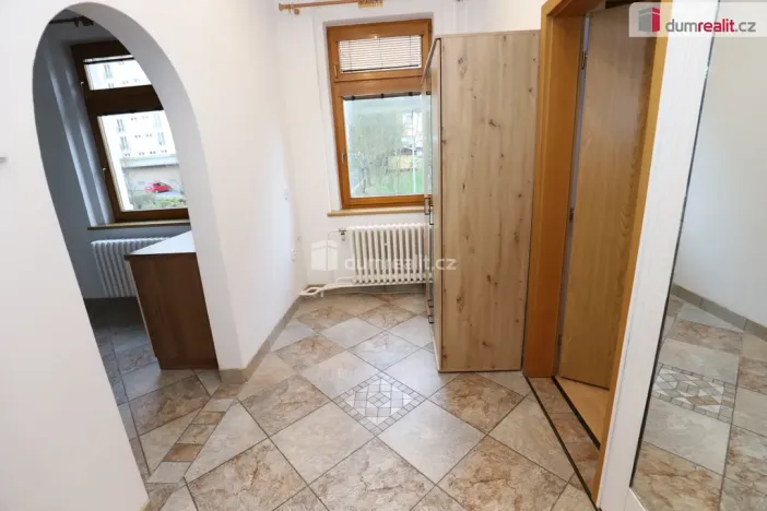 Pronájem bytu 3+1, Karlovy Vary - Drahovice, Stará Kysibelská, 94 m2