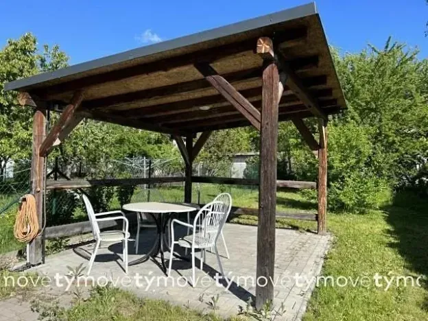 Pronájem bytu 1+kk, Pardubice, Na Okrouhlíku, 27 m2