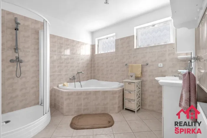 Prodej rodinného domu, Dolní Újezd, 135 m2