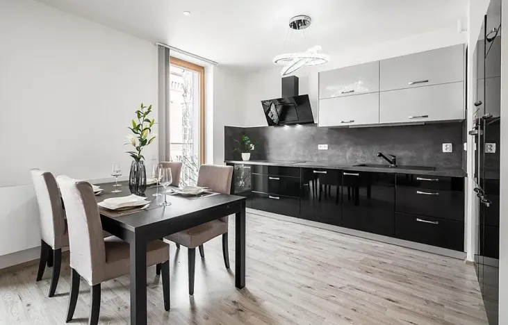 Pronájem bytu 3+kk, Plzeň, Veleslavínova, 89 m2