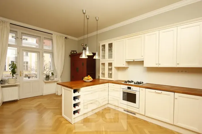 Pronájem bytu 4+kk, Praha - Vršovice, Kodaňská, 145 m2