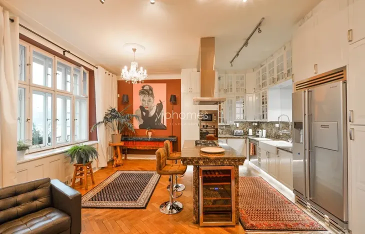 Pronájem bytu 4+1, Praha - Nové Město, Na hrobci, 180 m2