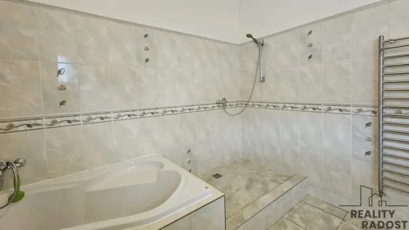 Pronájem bytu 1+1, Třebotov, Hlavní, 70 m2