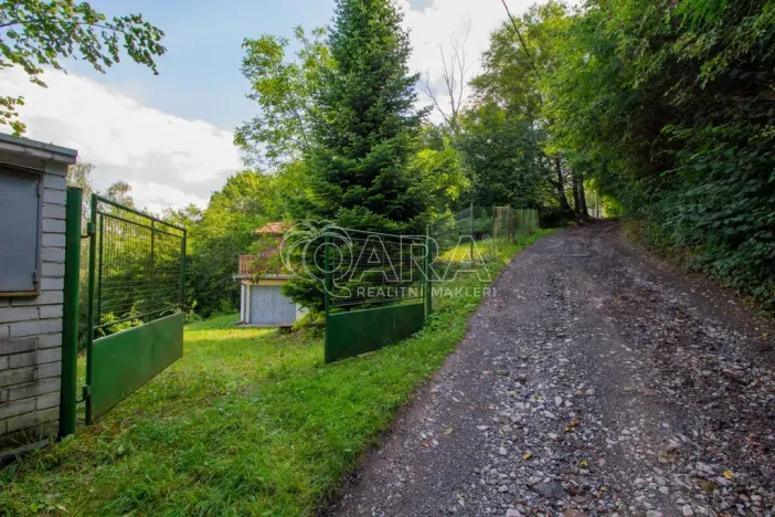 Prodej pozemku pro bydlení, Řevnice, V Úvoze, 1784 m2