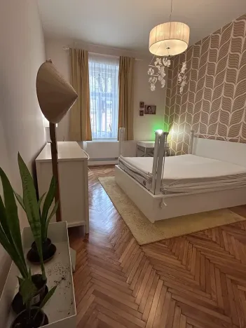 Prodej bytu 2+kk, Praha - Holešovice, Pplk. Sochora, 59 m2