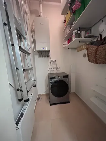 Prodej bytu 2+kk, Praha - Holešovice, Pplk. Sochora, 59 m2