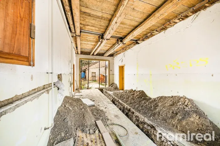 Prodej vícegeneračního domu, Lovčičky, 200 m2