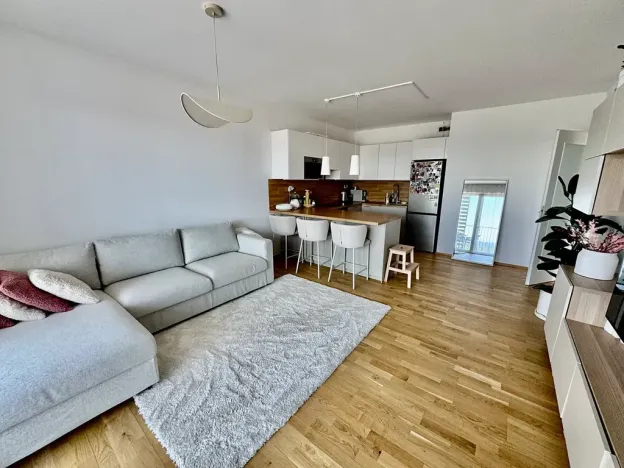 Pronájem bytu 2+kk, Praha, Mezi vodami, 55 m2