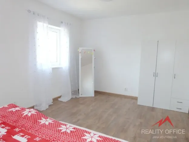 Pronájem bytu 1+1, Děčín - Děčín XXI-Horní Oldřichov, Alešova, 56 m2