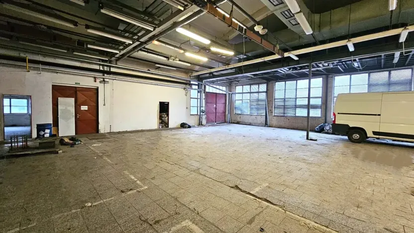 Pronájem výrobních prostor, Letovice, Brněnská, 700 m2