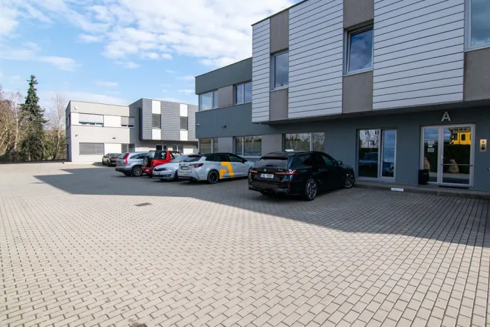 Pronájem kanceláře, Praha - Horní Počernice, Plkovská, 112 m2