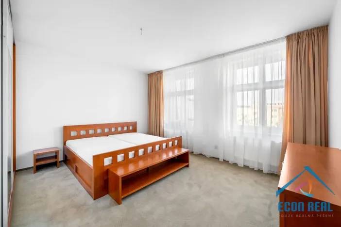 Pronájem bytu 4+kk, Praha - Libeň, Na rozcestí, 128 m2