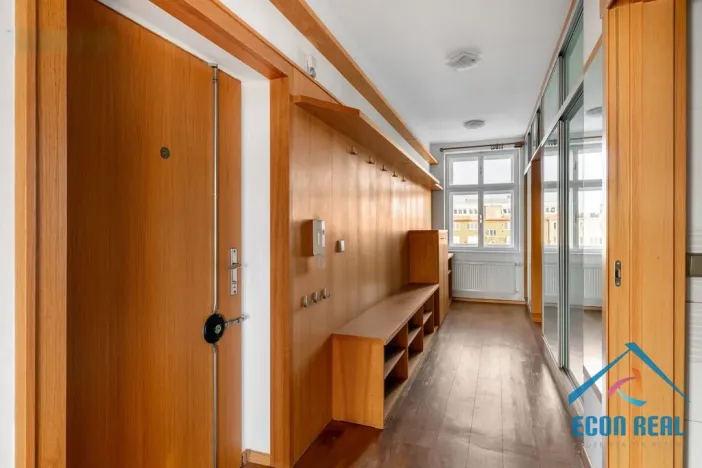 Pronájem bytu 4+kk, Praha - Libeň, Na rozcestí, 128 m2