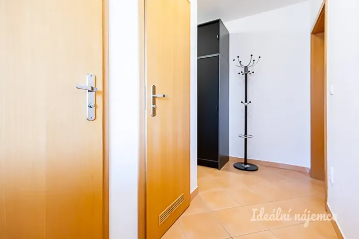 Pronájem bytu 2+kk, Praha - Libeň, Kovanecká, 53 m2