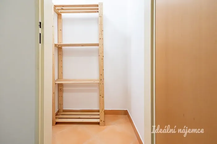 Pronájem bytu 2+kk, Praha - Libeň, Kovanecká, 53 m2