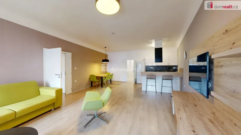 Pronájem bytu 2+kk, Opava - Město, Dolní náměstí, 95 m2