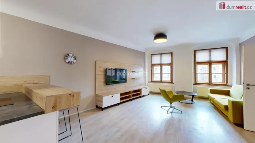Pronájem bytu 2+kk, Opava - Město, Dolní náměstí, 95 m2