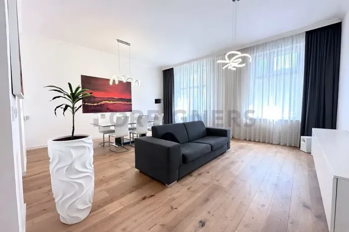 Pronájem bytu 2+1, Praha - Smíchov, Dienzenhoferovy sady, 84 m2