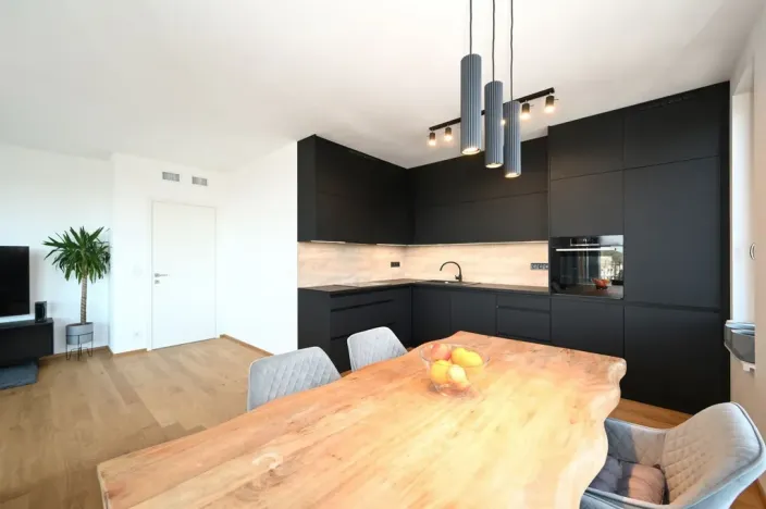 Pronájem bytu 3+kk, Praha - Radlice, U Komína, 94 m2