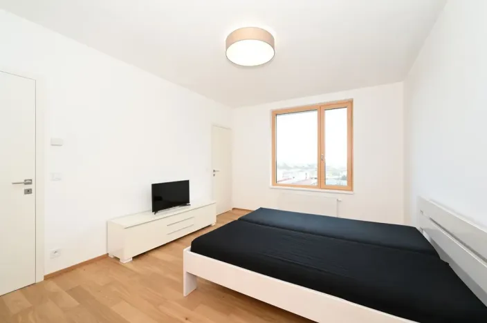 Pronájem bytu 3+kk, Praha - Radlice, U Komína, 94 m2