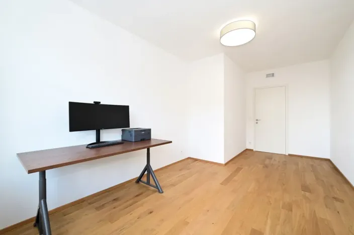 Pronájem bytu 3+kk, Praha - Radlice, U Komína, 94 m2