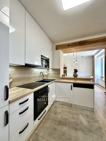 Prodej bytu 2+kk, Skuhrov nad Bělou, 52 m2