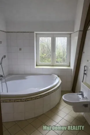 Pronájem bytu 1+kk, Praha - Košíře, Smolíkova, 54 m2