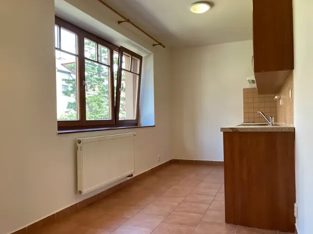 Pronájem bytu 1+1, Chomutov, Kadaňská, 45 m2