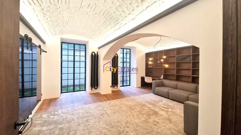 Prodej bytu 2+1, Praha - Smíchov, Janáčkovo nábřeží, 85 m2