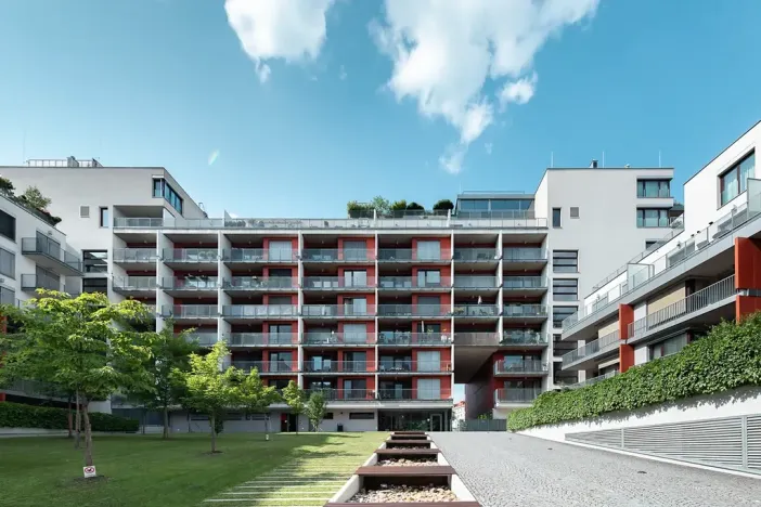 Pronájem bytu 1+kk, Praha - Vinohrady, Korunní, 47 m2