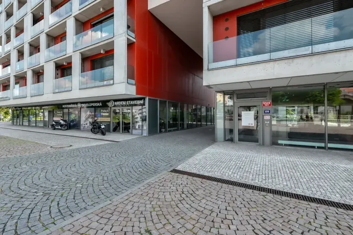 Pronájem bytu 1+kk, Praha - Vinohrady, Korunní, 47 m2