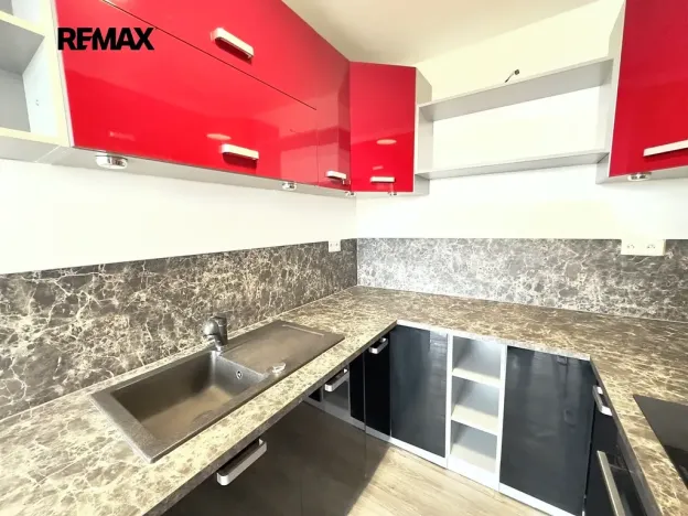 Pronájem bytu 2+kk, Kladno, Švédská, 40 m2